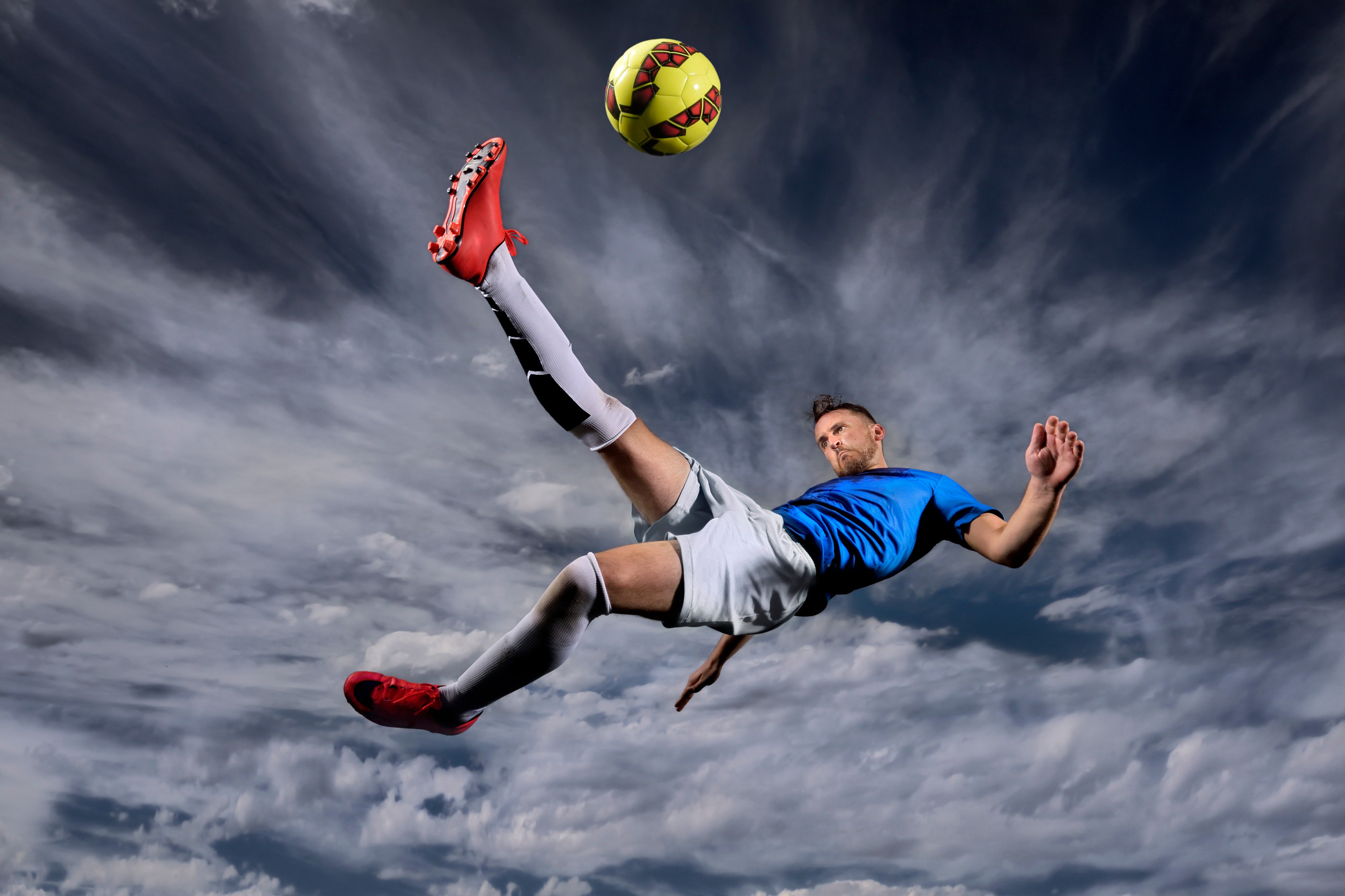 C罗是足球 C罗是足球