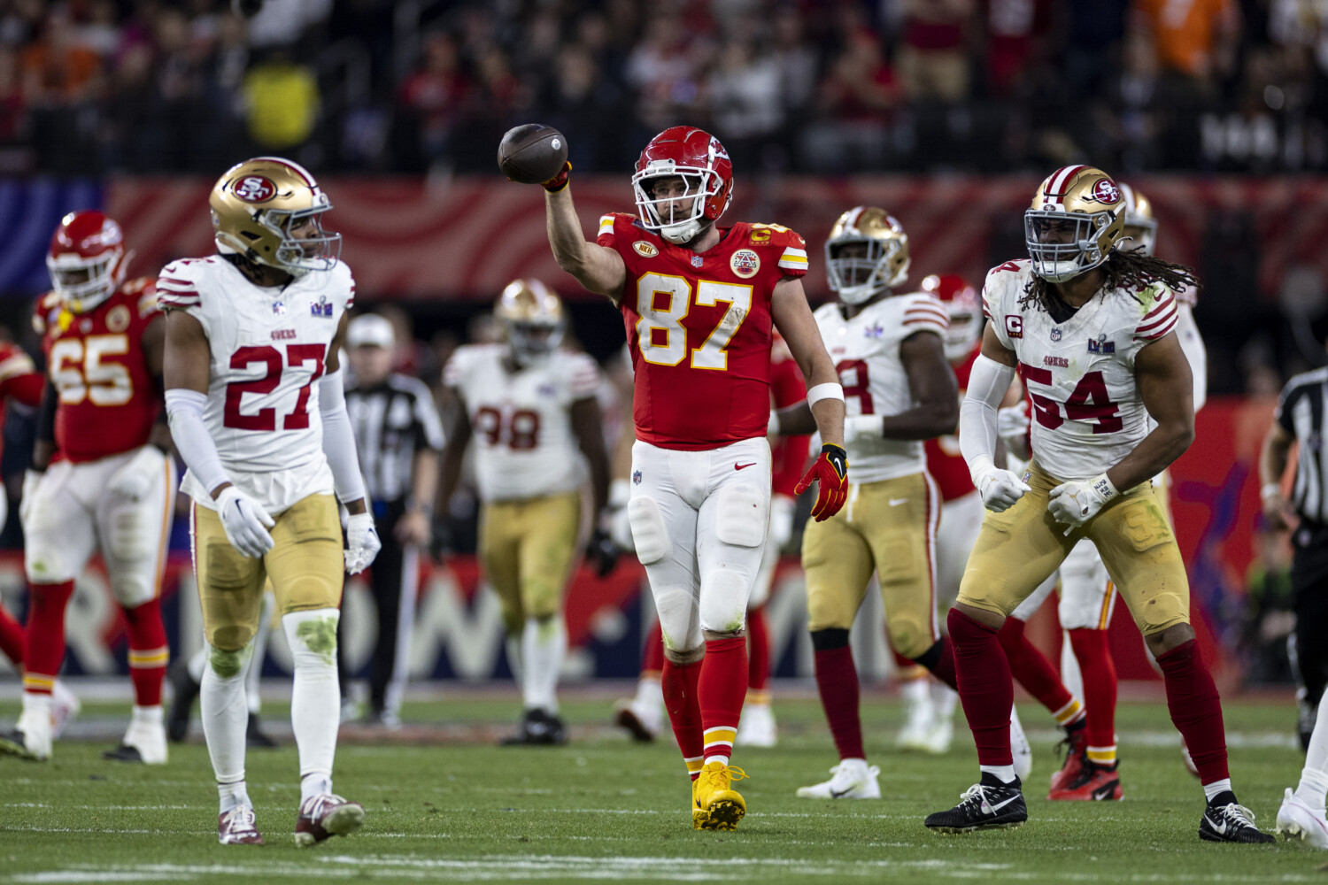 语展示了他 语展示了他